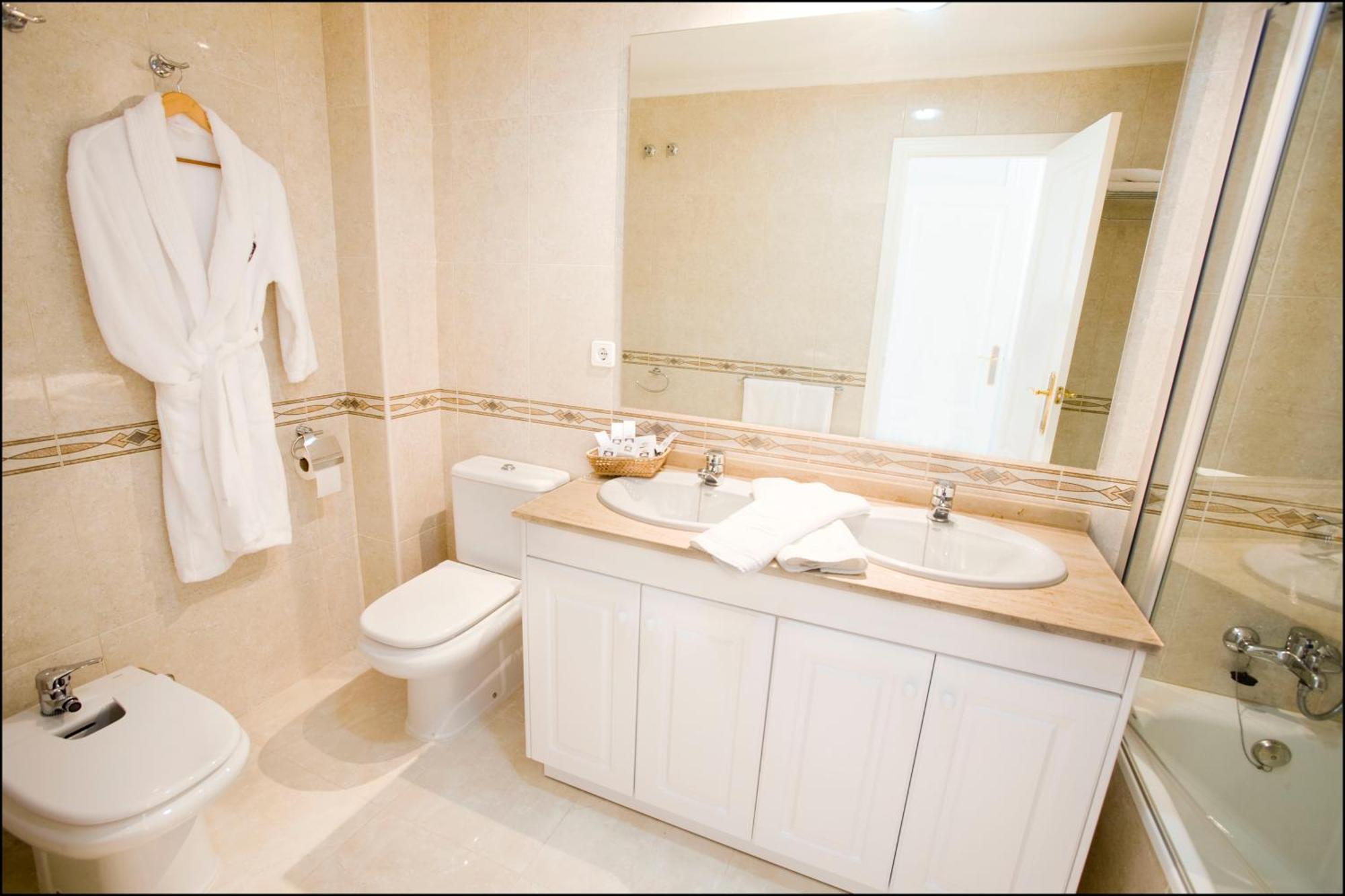 Apartamentos Lomas De Campoamor Luaran gambar
