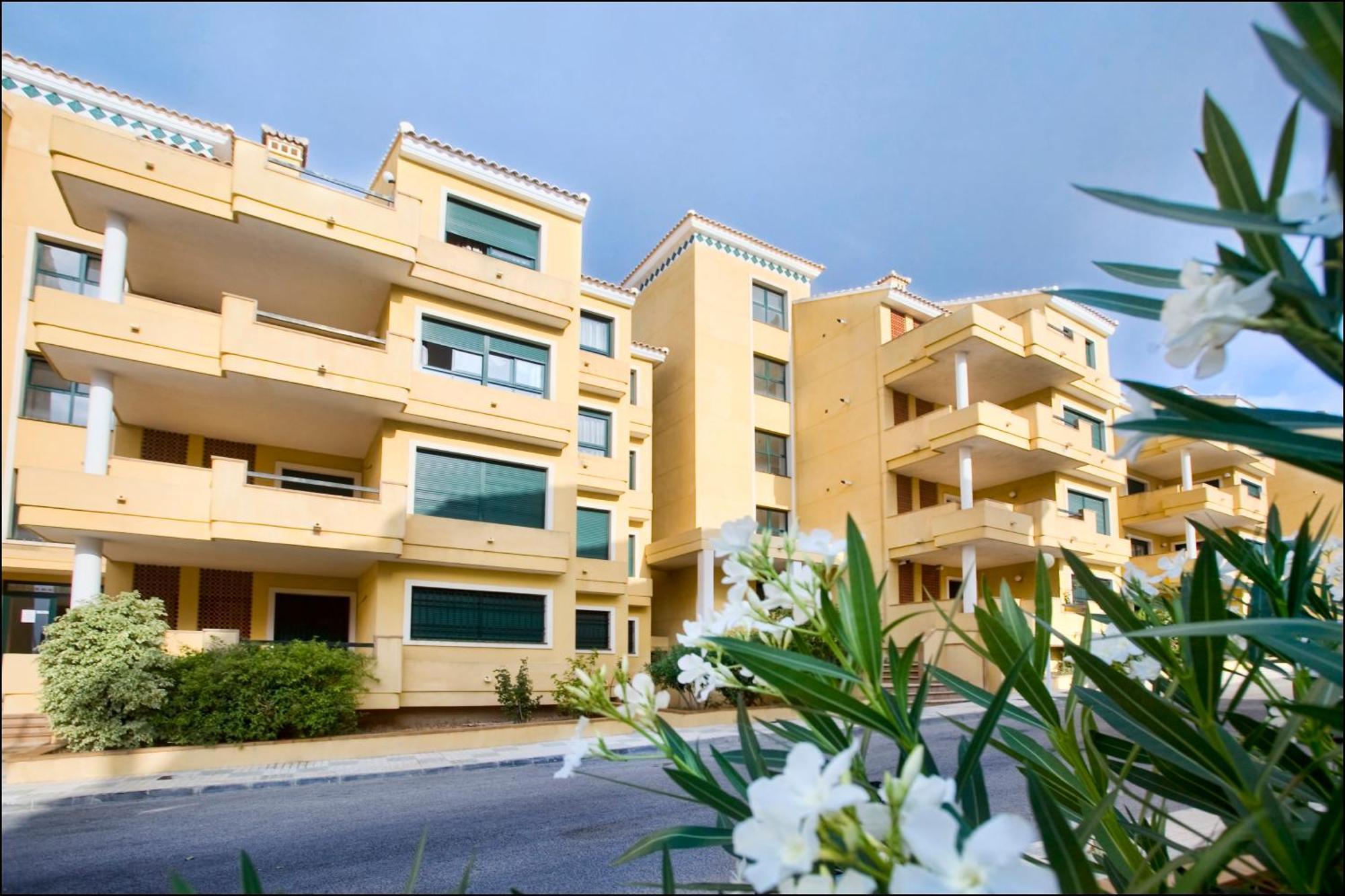 Apartamentos Lomas De Campoamor Luaran gambar